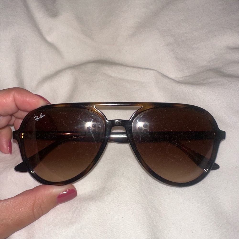 AUTHENTIC RAY BAN AVIATORS